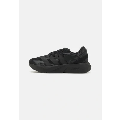 Abbildung von adidas Sportswear Lightstride Unisex Sneaker low, Größe: 37 1/3, Core black/carbon Schuhe