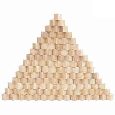 Abbildung von Kurtzy Kleine Holzwürfel Blanko von (120er Pack) 2x2x2 cm Würfel Holz Naturbelassene Kiefer Spielsteine und zum Basteln, DIY Stempel, Puzzle &amp; Nummern Holzklötze Bausteine