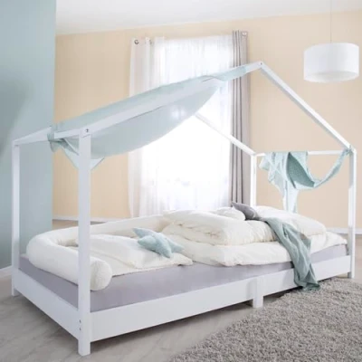 Abbildung von roba Hausbett 90 x 200 cm für Kinder Bodenbett nach Montessori Prinzip Erweiterbar durch Lattenrost, Matratze und Hausbettbezug Holz weiß lackiert