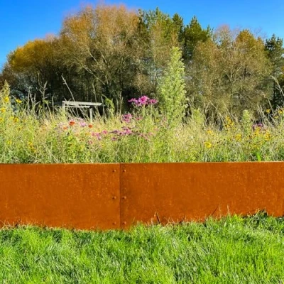 Abbildung von Rori Cortenstahl Rasenkante XL 47 cm Höhe abgerundete Oberseite 4 x 1m Rasenkanten biegen DIY Lawn Edging Umzäunung für Obstgärten Beeteinfassung