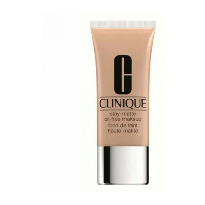 Abbildung von Clinique Stay Matte Foundation CN 70 Vanilla 30 ml