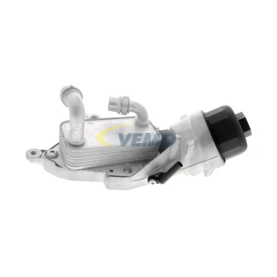 Abbildung von VEMO V24 60 0010 Ölkühler mit Dichtung, Ölfiltergehäuse EXPERT KITS + FIAT: Grande Punto Schrägheck, Doblo II Kasten / Kombi, Kombi