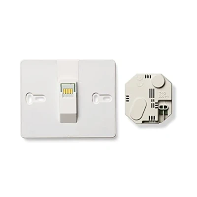 Abbildung von Honeywell Home ATF600 evohome Wi Fi Wandhalterung mit Spannungsversorgung
