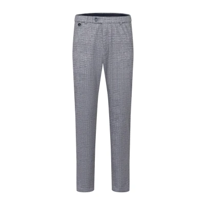 Abbildung von Bugatti Herren Chino mit Stretchfunktion