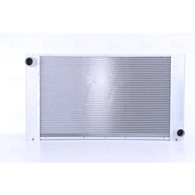 Abbildung von NISSENS 60765 Kühler, Motorkühlung Aluminium 593 366 32 Kühlrippen gelötet BMW: 5 Limousine, Touring, 6 Coupe