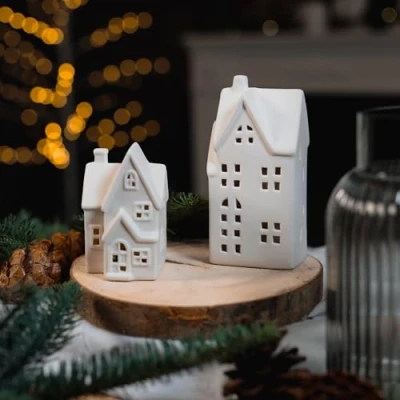 Abbildung von DARO DEKO Keramik LED Haus weiß matt 8 x 17 6 cm Lichthaus