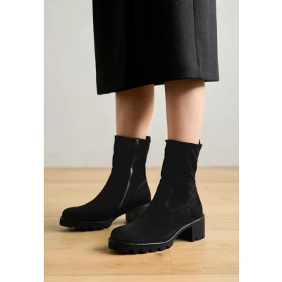 Abbildung von Paul Green Damen Stiefelette, Frauen Klassische Stiefeletten,Kurzstiefel,uebergangsschuhe,uebergangsstiefel,Boots,Stiefel,Schwarz (Black),38 EU / 5 UK