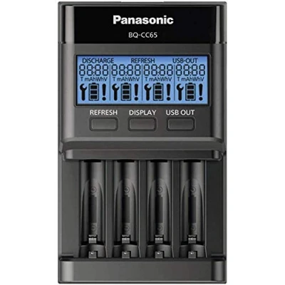 Abbildung von Panasonic eneloop 52065 pro, Intelligentes Schnellladeger?t mit LCD Display, fr 44200 Ni MH Akkus AA/AAA, Refresh Modus, 52100, Schwarz