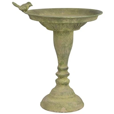 Abbildung von Esschert Design Aged Metal Grün Vogeltränke auf Fuß aus veraltetem Metall, 23,9 x 32,5 cm