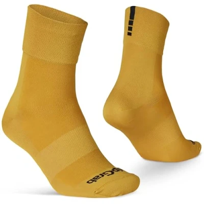 Abbildung von GripGrab Lightweight SL Performance Fahrrad Socken Sommer 1er und 3er Pack Eyecatching 2 Längen Fahrradsocken Kurz Lang