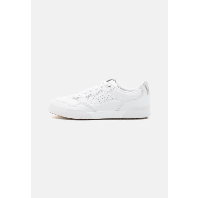 Abbildung von Retrocross 25 Spikeless Golfschuh