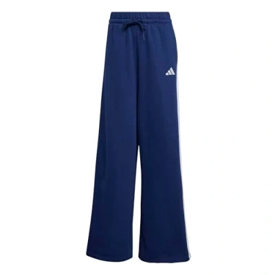 Abbildung von adidas 3 Streifen Weite Fleecehose