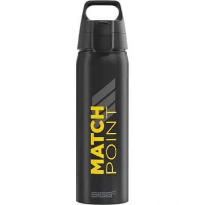 Abbildung von SIGG Alu Trinkflasche WMB Pathfinder Match Point Klimaneutral Zertifiziert Für Kohlensäurehaltige Getränke Geeignet Auslaufsicher Federleicht BPA frei Schwarz Mit Aufdruck 0.75L