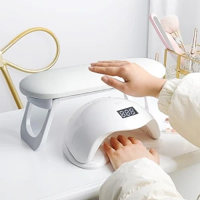 Abbildung von Maniküre Handauflage, AMOYUN Nagel Handkissen Armauflage Kissen Wasserdicht Rutschfest Armlehne Nagelstudio Fußpolster mit Tischmatte für Salon