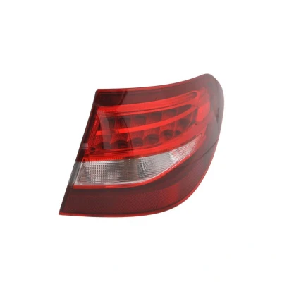 Abbildung von ULO 1134002 Rückleuchte rechts äusserer Teil mit Lampenträger, Glühlampe MERCEDES BENZ: C Klasse T modell