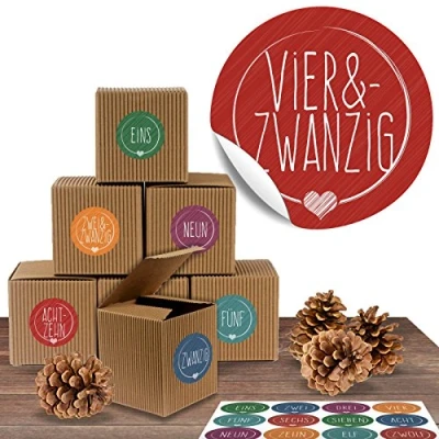 Abbildung von Adventskalender Set aus 24 rustikalen Boxen und weihnachtlichen Zahlenaufklebern „Schick Bunt“ zum Basteln Befüllen