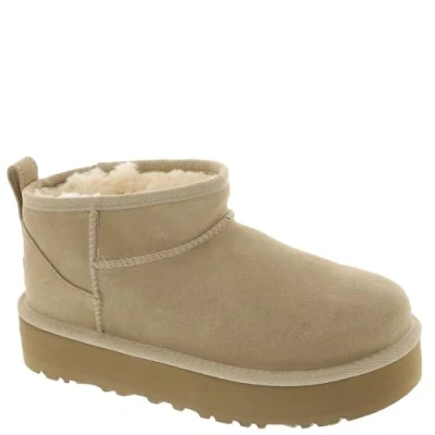 Abbildung von UGG Classic Ultra Mini Platform Leather Ankle Boots Beige, sand, 37 EU