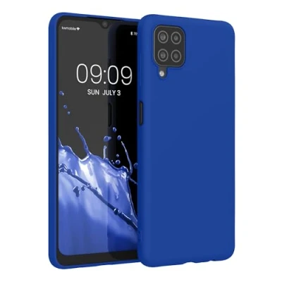 Abbildung von kwmobile Hülle kompatibel mit Samsung Galaxy A12 weiches TPU Silikon Case Cover geeignet für kabelloses Laden Baltik Blau