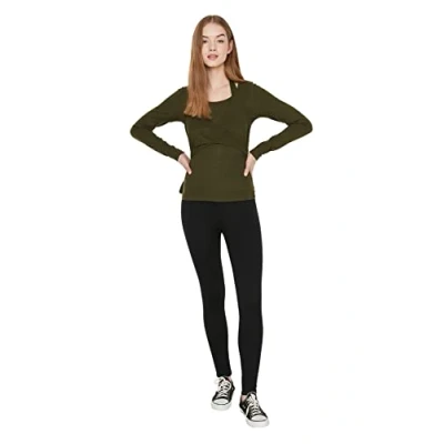 Abbildung von TRENDYOL Damen Rundhalsausschnitt Unifarben Figurbetont Bluse T Shirt, Khaki, XS