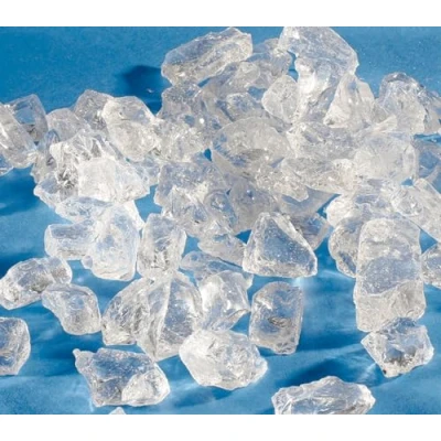 Abbildung von EDZARD Dekogranulat Glassteine (4 10 mm), 1 kg, farblos, transparent, wasserfest, staubfrei Kunsteis, Deko Crushed Ice