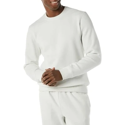 Abbildung von Amazon Essentials Herren Fleece Sweatshirt mit Rundhalsausschnitt (erhältlich in Big &amp; Tall), Hellgrau, XXL