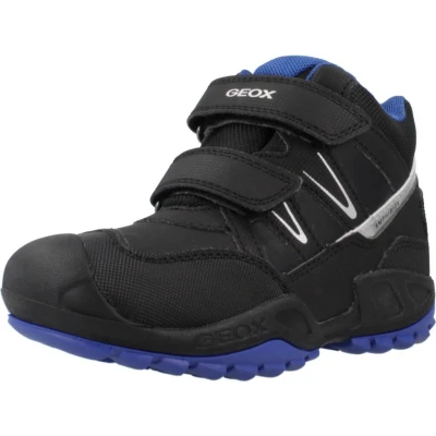 Abbildung von Stiefel Geox Modell J New Savage Boy B A Farbe Schwarz