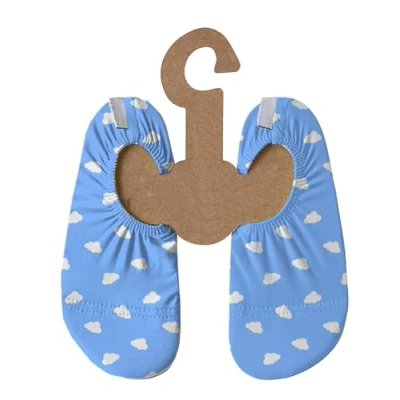 Abbildung von Slipstop Kinder Strandschuhe Anti Rutsch Sport Schwimmschuhe Badeschuhe Urlaub Hellblau mit Wolken Sonnenschutzfaktor 50+, Gr. 30 32