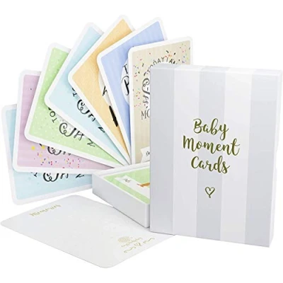 Abbildung von 40 Baby Meilenstein Karten für Jungen und Mädchen mit hochwertiger Verpackung von Cozy Hedgehog Meilensteinkarten Geschenk zur Geburt, Babyparty, Schwangerschaft (English)
