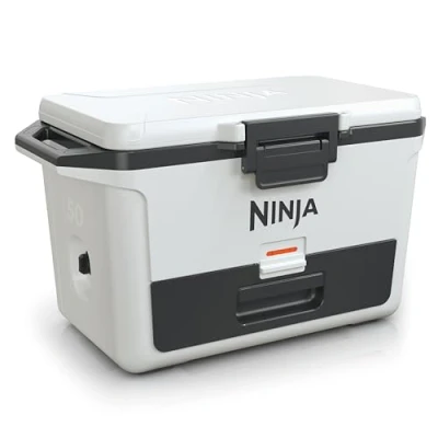 Abbildung von Ninja FrostVault 47 L Kühlbox mit Trockenzone, weiß FB151EUWH