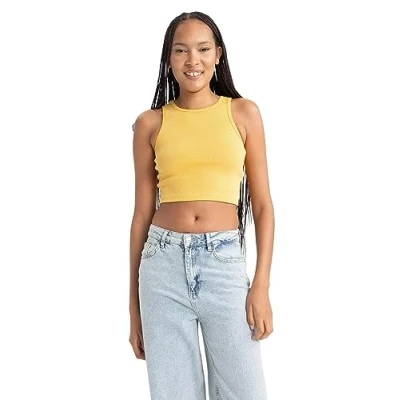 Abbildung von DeFacto Women&#039;s B0658AX T Shirt, Yellow, Small