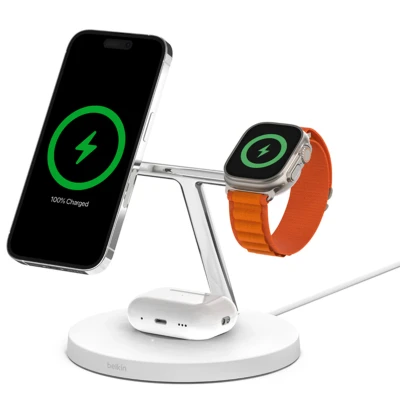 Abbildung von BoostCharge Pro MagSafe 3 in 1 Wireless Fast Charger von Belkin Weiß Kunststoff