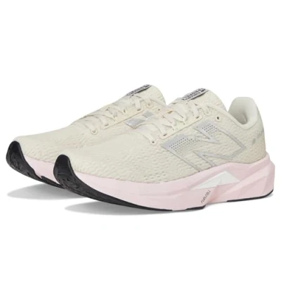 Abbildung von New Balance Fuelcell Propel Laufschuh Straße, Damen, Größe: 35, Beige Schuhe