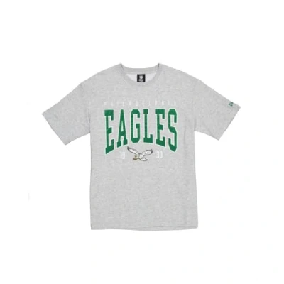 Abbildung von PHILADELPHIA EAGLES New Era Cap NFL Oversized T Shirt Satin Applique Patch Logo Heather Gray Unisex