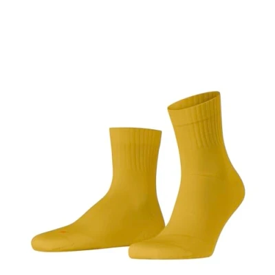 Abbildung von FALKE Unisex Socken Run U Sso Baumwolle Funktionsmaterial einfarbig 1 Paar, Gelb Mimosa 1265 Rib, 44 45