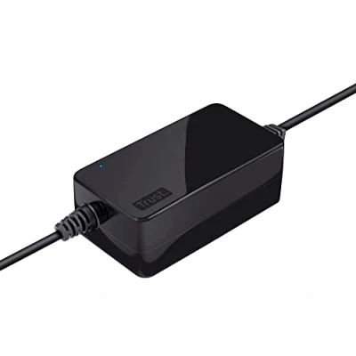 Abbildung von Trust 21904 Universelles 45 W Laptop Ladegerät Schwarz