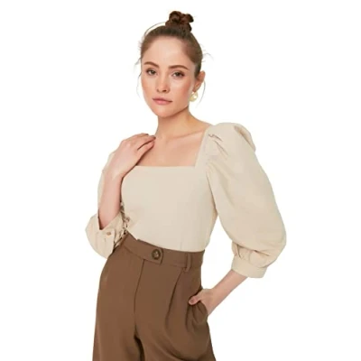 Abbildung von Trendyol Women&#039;s Karrée Ausschnitt Unifarben Figurbetont Bluse Blouse, Mink, 38