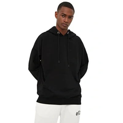 Abbildung von Trendyol Herren Black Male Oversize Hooded Sweatshirt, Schwarz, S EU