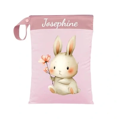 Abbildung von Nasstasche für Kita Wechselwäsche, Wasserdicht, Waschbar, mit Reißverschluss, Personalisierbar, Name, Kindergarten, Strand, Sport (Bunny Flower)
