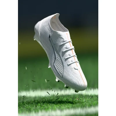 Abbildung von Puma ULTRA 6 ULTIMATE FG Fußballschuhe Unisex White Größe: 43