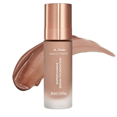 Abbildung von M. Asam MAGIC FINISH Supercharge Serum Foundation Deep Almond (30 ml) Feuchtigkeitsspendende flüssige &amp; straffendes Gesichtsserum in Einem, optimale Deckkraft Hyaluron, vegan