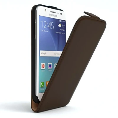 Abbildung von EAZY Case Hülle kompatibel mit Samsung Galaxy J5 (2015) Flip Cover zum Aufklappen, Handyhülle aufklappbar, Schutzhülle, Flipcover, Flipcase, Flipstyle vertikal klappbar, Kunstleder, Braun