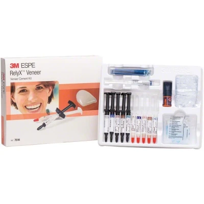 Abbildung von RelyX Veneer Intro Kit 5 x 3 g Spritze Zement, 2 Try in Paste, ml Scotchbond Universal Ätzgel, 25 Applikationskanülen für
