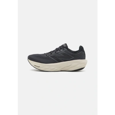Abbildung von New Balance Fresh FOAM X 1080 V14 Laufschuh Straße, Damen, Größe: 35, Black Schuhe