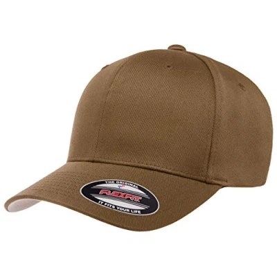Abbildung von Flexfit Herren Men&#039;s Athletic Baseball Fitted Cap Taillierte Baseballkappe, Coyote Braun, S/M