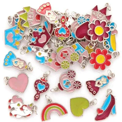 Abbildung von Baker Ross FE314 Prinzessin Charms Anhänger für Kinder 30er Pack, Perfekt Mädchen zum Armbänder, Ketten und Schmuck Basteln