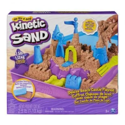 Abbildung von Kinetic Sand Deluxe Strandspaß Spielset mit 1,1 kg und vielfältigen Förmchen Zubehör für kreatives Indoor Sandspiel, Kinder ab 3 Jahren