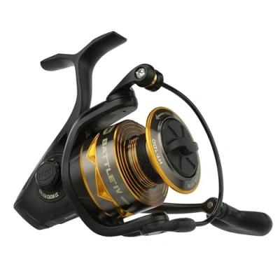 Abbildung von PENN Battle® IV Spinnrolle, Salzwasser Angler, Angelköder und Köder, Barsch, Pollack, Dorsch, Makrele, Falsch, Aluminiumspule, robust, beidhändig verwendbar, 4000 Rolle, Größe 6,2:1, Schwarz, Gold
