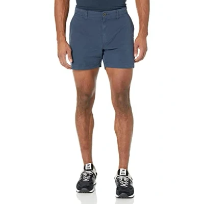 Abbildung von Amazon Essentials Herren 13 cm Flatfront Chinoshorts mit hohem comfort in schmaler Passform (zuvor Goodthreads), Marineblau, 28W