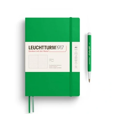 Abbildung von LEUCHTTURM1917 372208 Notizbuch Medium A5, Softcover Schreibbuch, 123 nummerierte Seiten, Spring Leaf, dotted