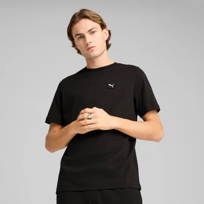 Abbildung von Puma Essentials Elevated T Shirt Herren Mit Print Black Größe: XS